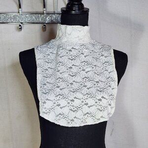 The Specialty House Cream Nylon Floral Lace Mock Neck Vintage Dickie OSFM